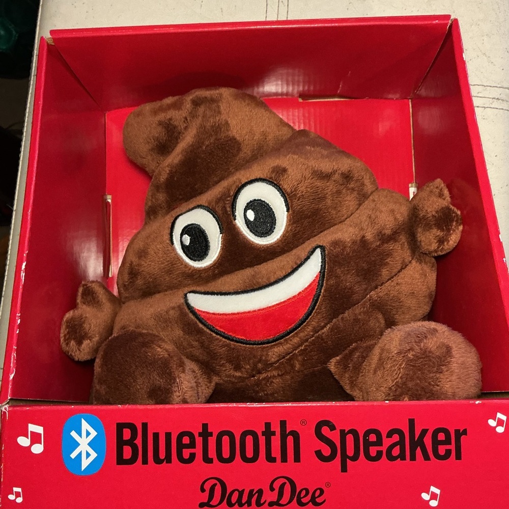 DanDee Brown Plush Bluetooth Speaker - Brown